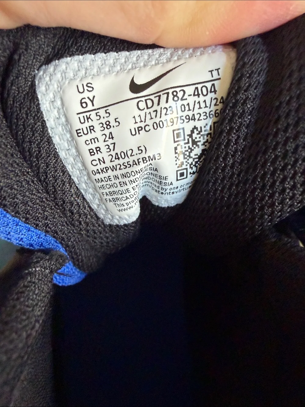 Nike Men's High-Top Sneakers in Black and Blue